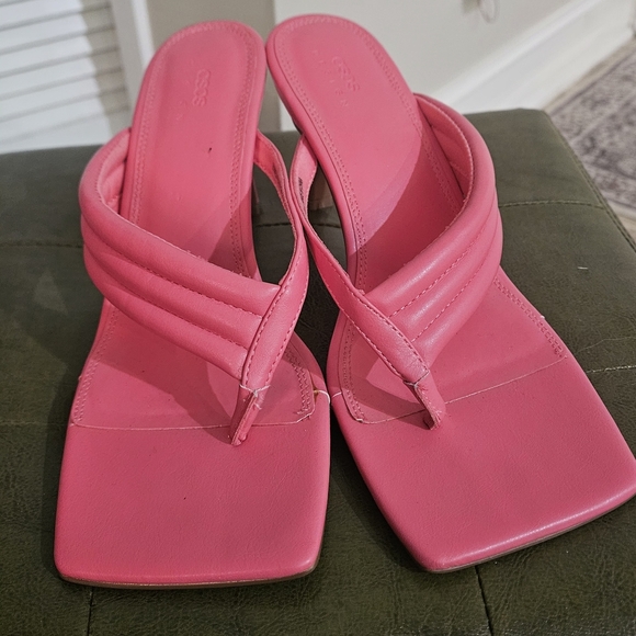 ASOS DESIGN Wide Fit Herring padded Toe Thong Heeled Sabdals. Neon Pink.NWOT - Picture 3 of 16